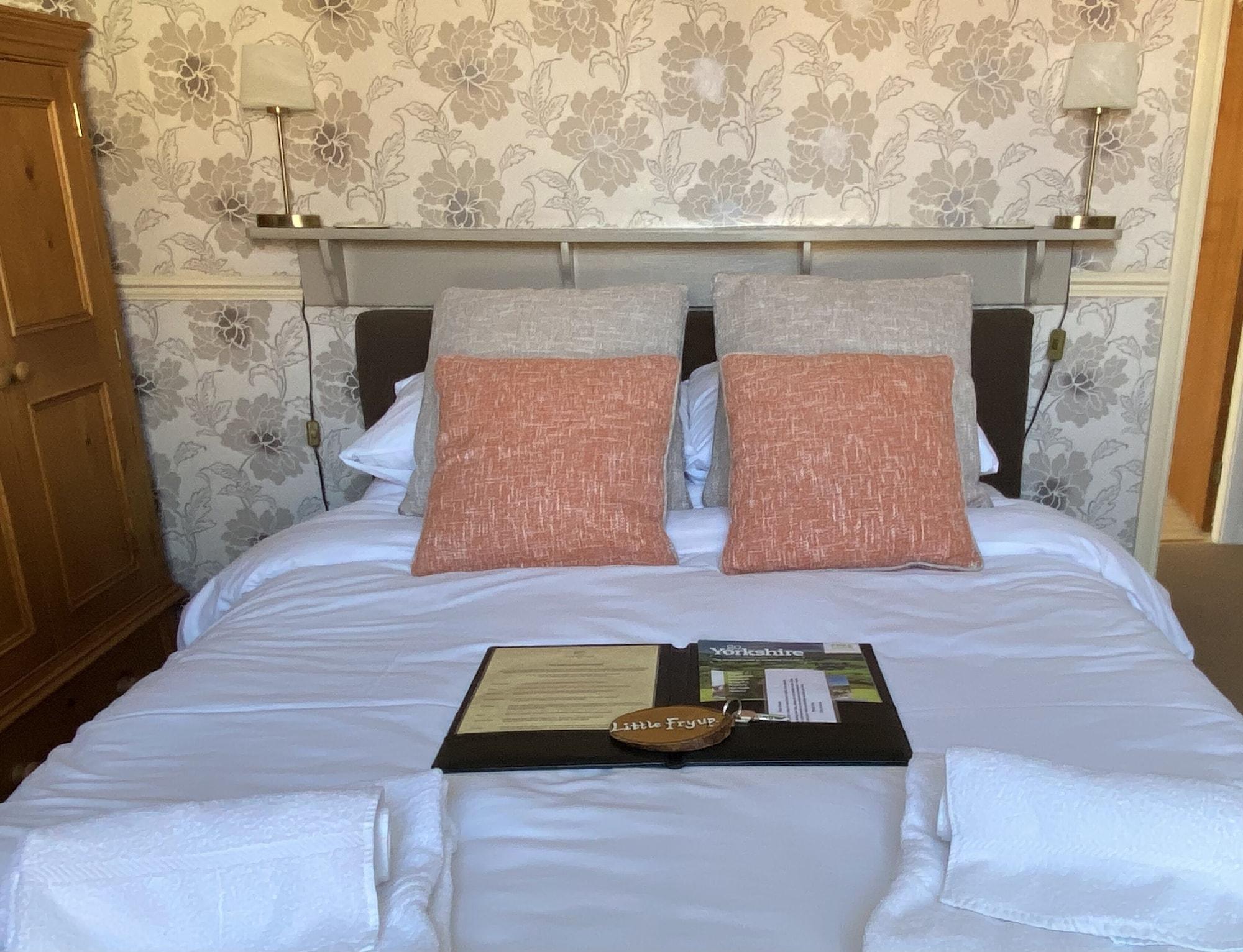 Отель Plumpton Court Nawton Экстерьер фото